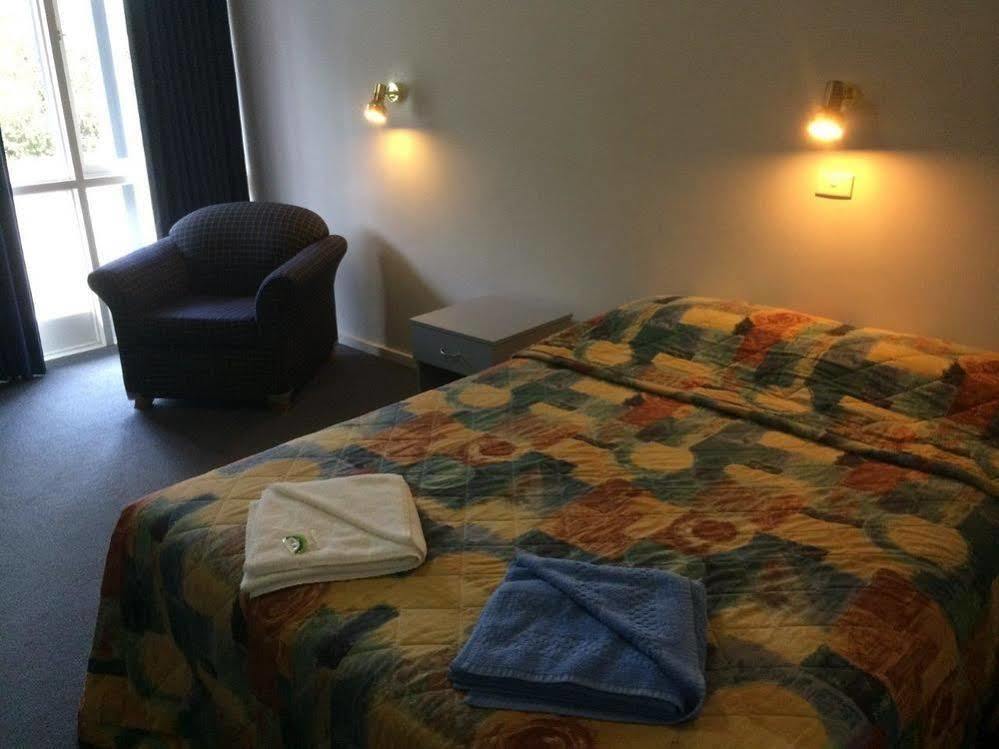 Colac Central Motel ภายนอก รูปภาพ